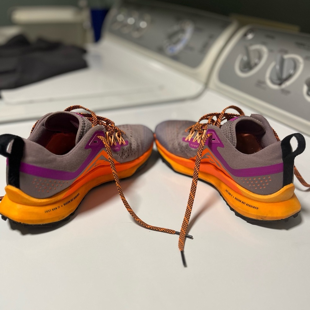 Nike React Pegasus Trail 4 Women's Running Shoes Size 6, Like New/Worn Twice - Picture 13 of 13